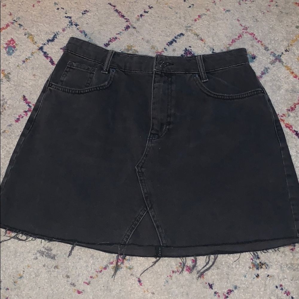 BDG black jean skirt women’s size large